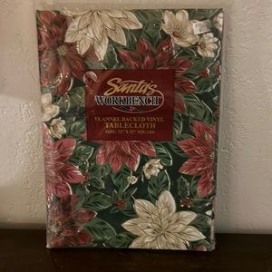 Christmas flannel back table cloth 52 x 52 square NEW